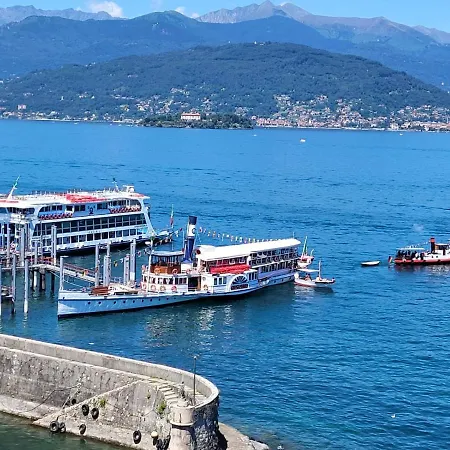 Sempione Boutique סטרסה