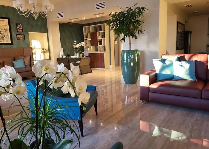 Sempione Boutique סטרסה